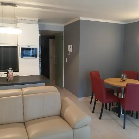 House Kimberly 194, Bus 102